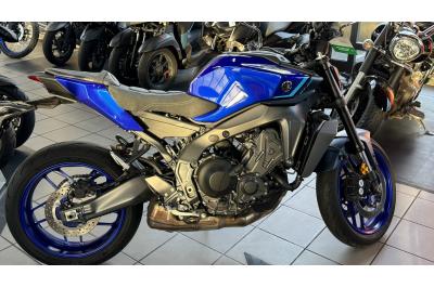 YAMAHA MT-09