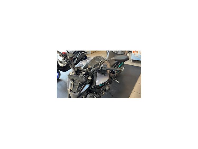YAMAHA MT 09 Y-AMT 35 KW