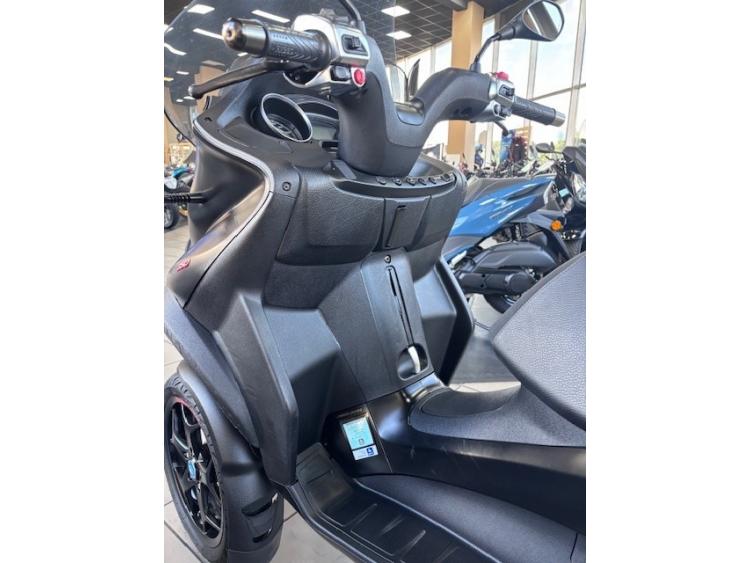 PIAGGIO MP3 300 HPE SPORT ABS ASR