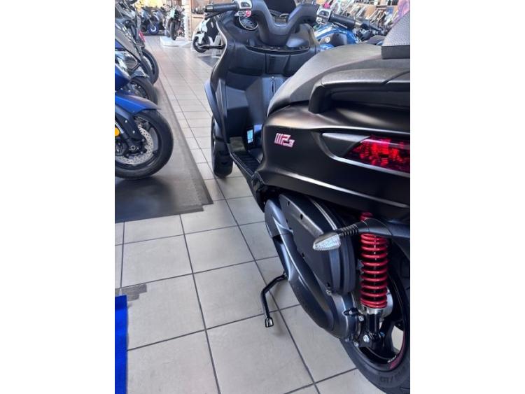 PIAGGIO MP3 300 HPE SPORT ABS ASR