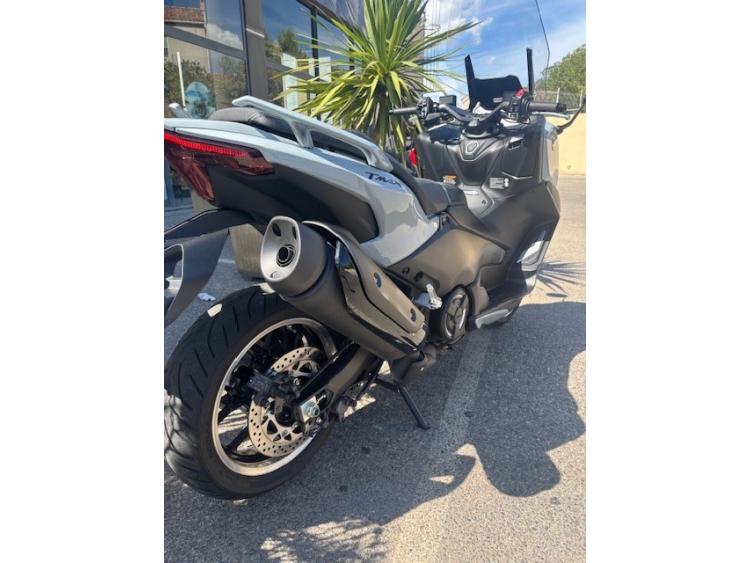 YAMAHA XP T-MAX 560 TECH MAX