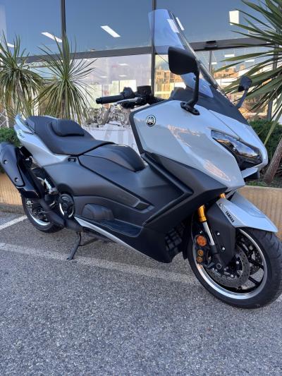 YAMAHA XP T-MAX 560 TECH MAX