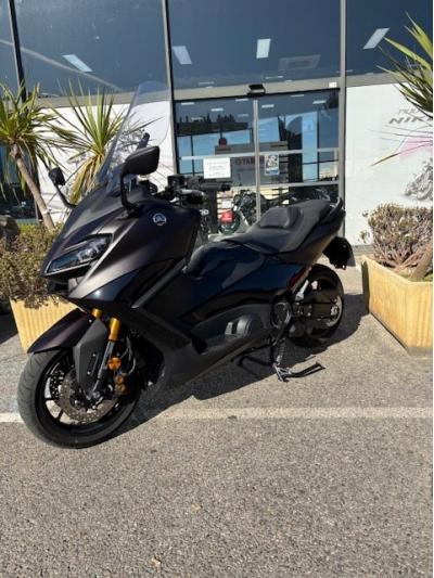 YAMAHA XP T-MAX 560 TECH MAX