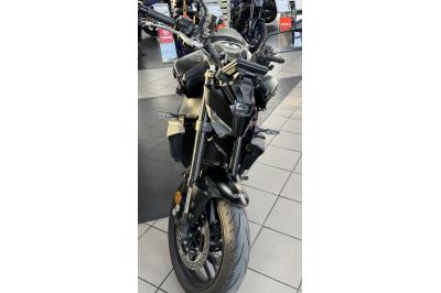 YAMAHA MT-09