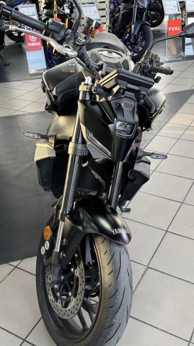 YAMAHA MT-09 Y-AMT