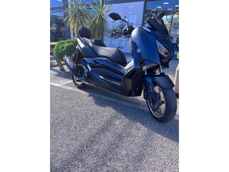 YAMAHA X-MAX 125 TECH MAX